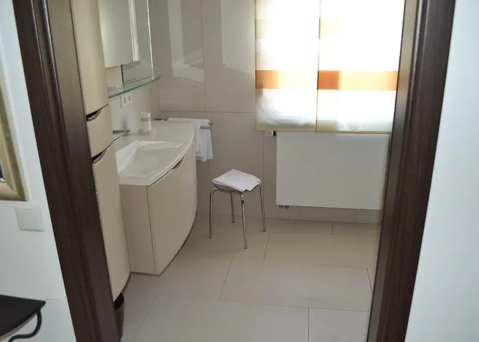 アート オブ コンフォート ハウス インゲボルク 3*