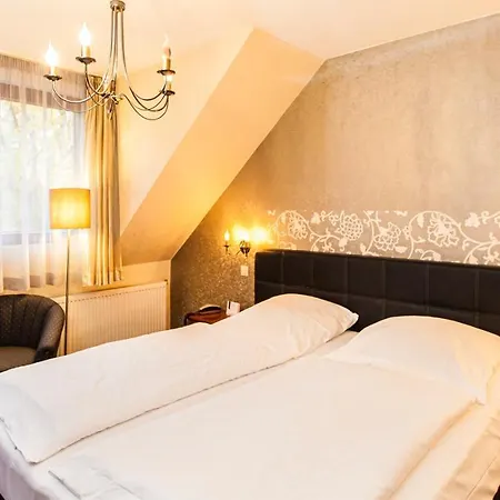 Hotell Art Of Comfort Haus Ingeborg Köln